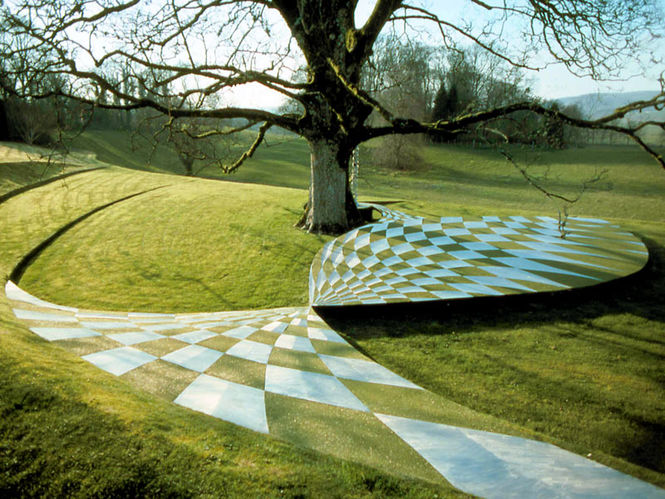 Portrack, The Garden of Cosmic Speculation