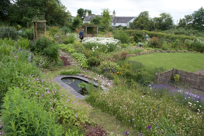 Yetholm Village Gardens