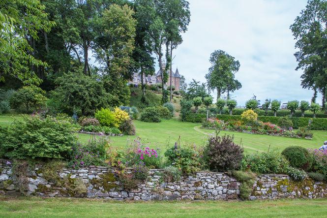 Accommodation in Scotland with gardens