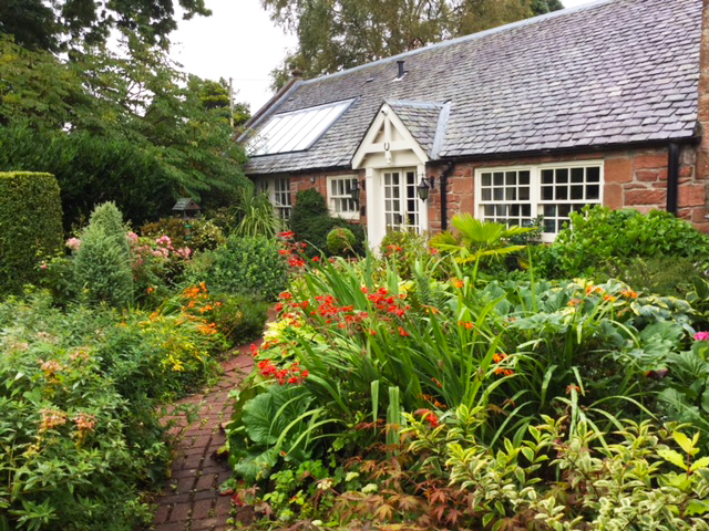 Bridge of Earn Gardens