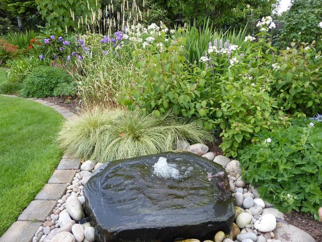 tiny water feature