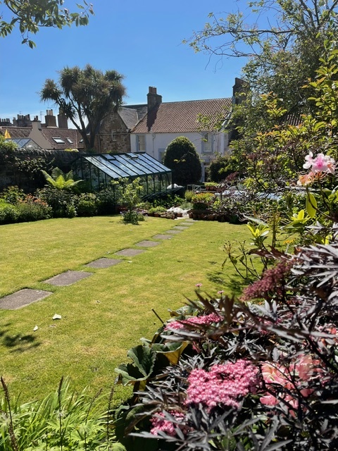 Pittenweem: Gardens in the Burgh