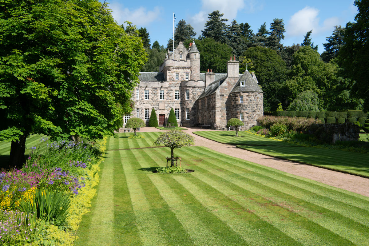 Glenkindie House
