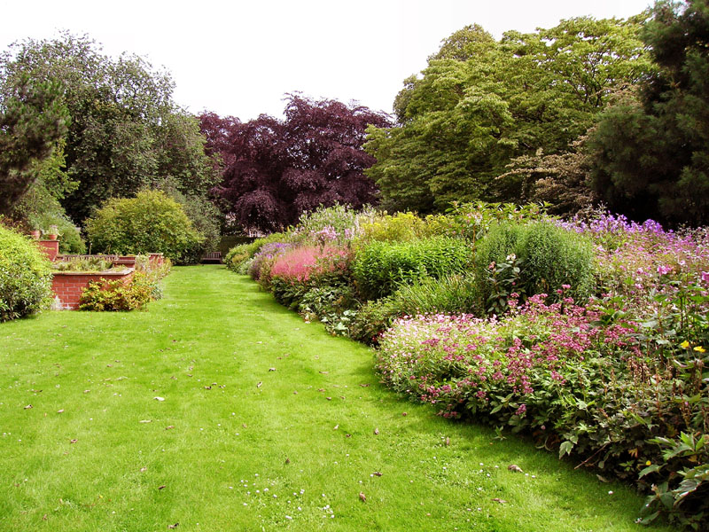 Cruickshank Botanic Garden