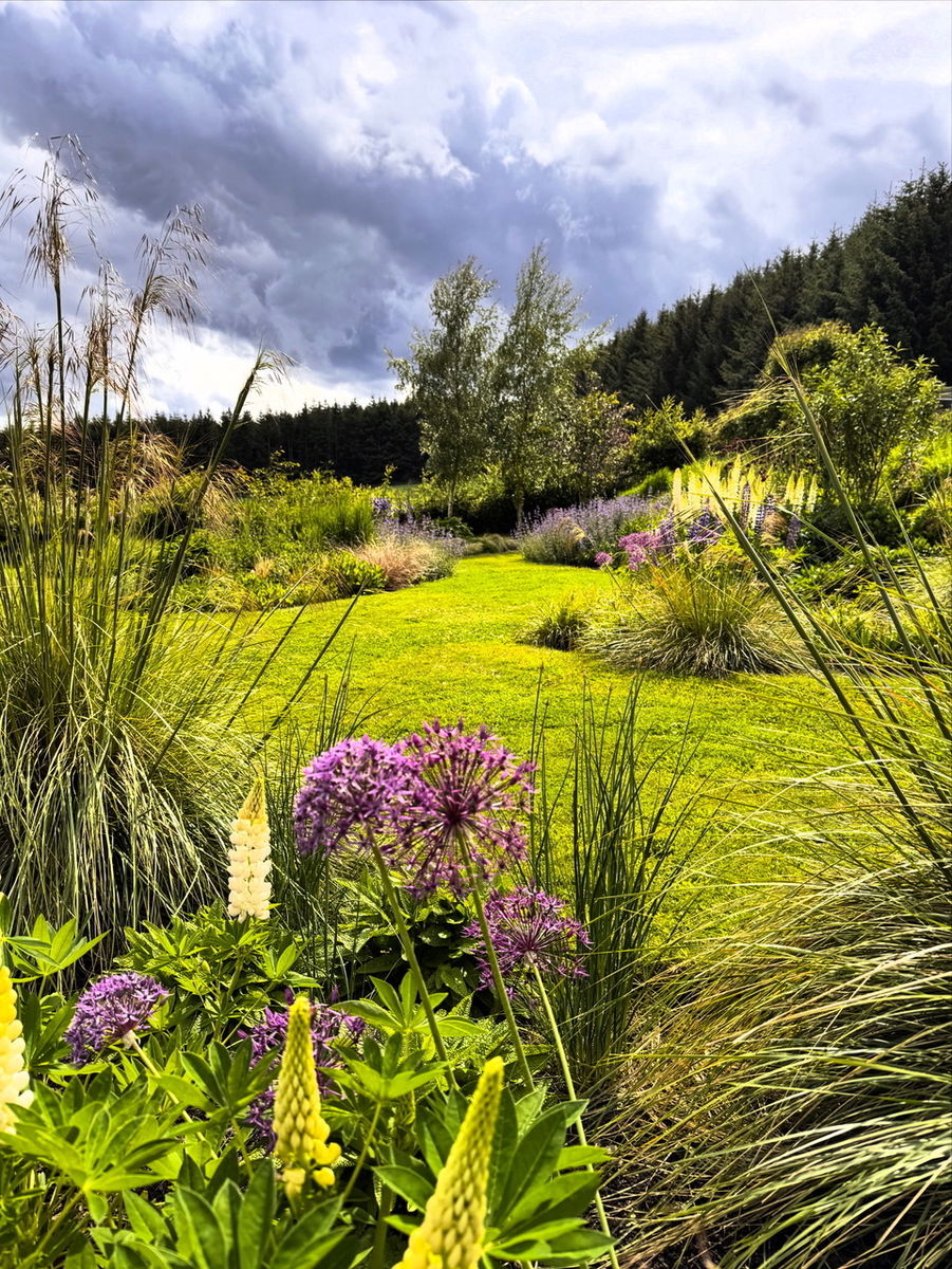 Garden With a View - Tigh Braigh