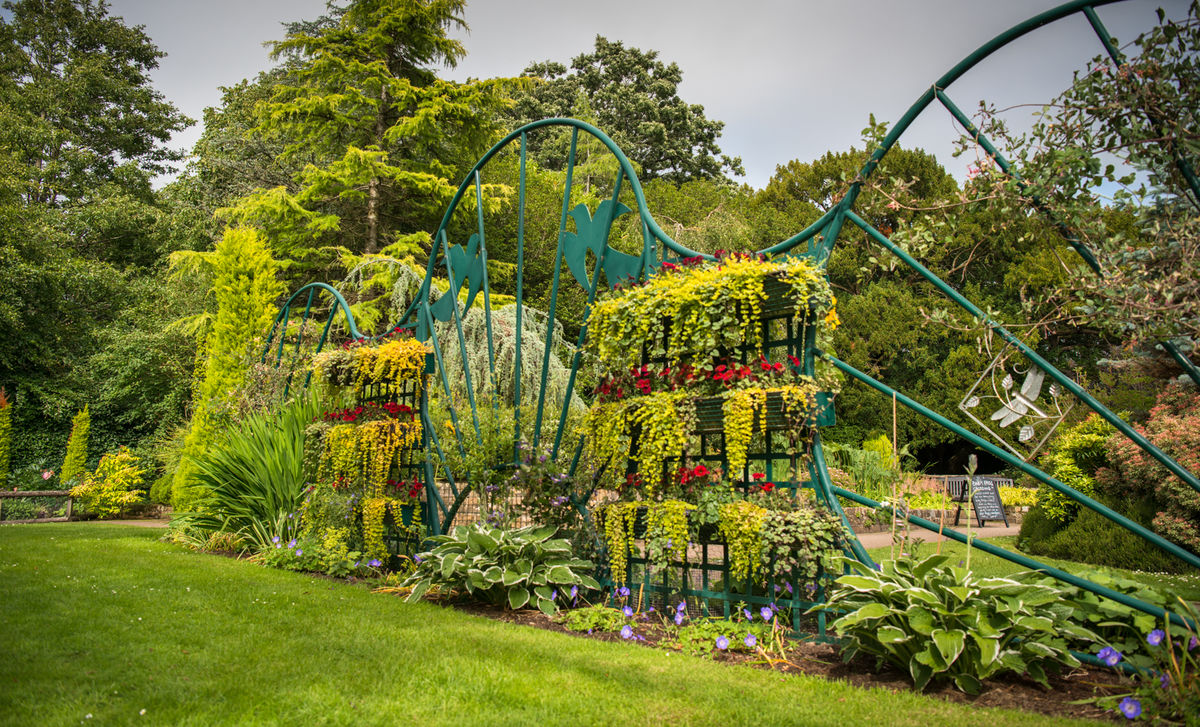 Calderglen Country Park Gardens and Zoo