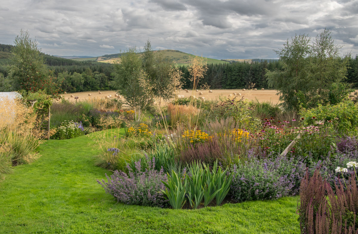 Garden With a View - Tigh Braigh, borders and view