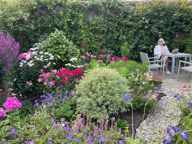 13 Bangholm Bower Avenue