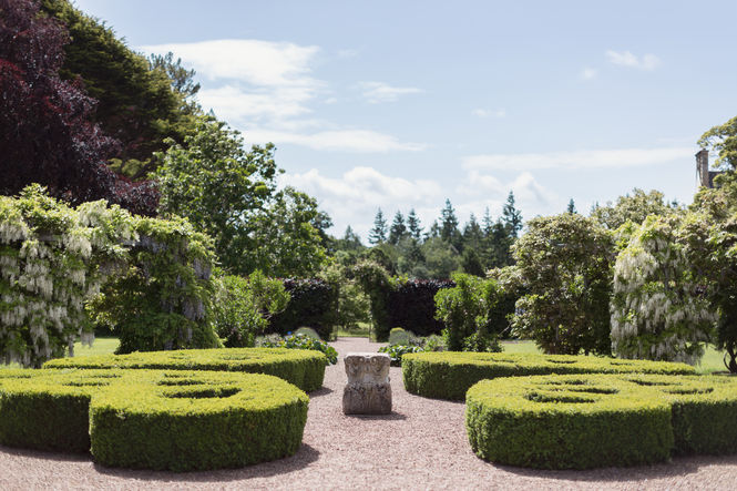 wintons-terraced-gardens-and-walled-garden..jpg ©2026 Craig & Eva Sanders, all rights reserved.