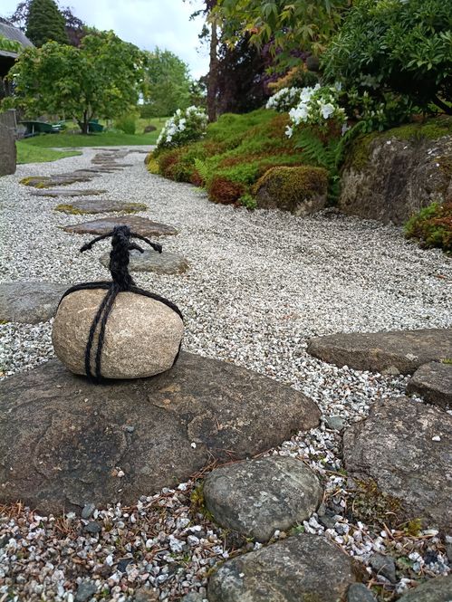 japanese-garden-cowden-report-elspeth-mcgilp-5.jpg