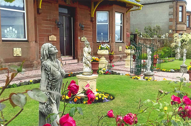 Whitewin House